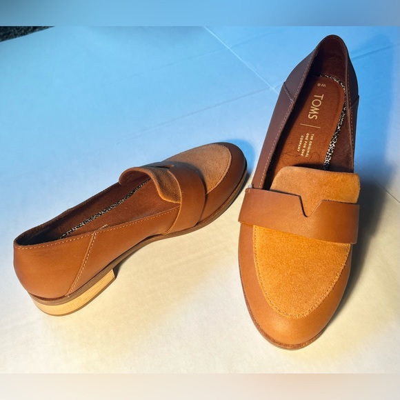 Brown Toms Women’s Shoes. - Picture 2 of 2